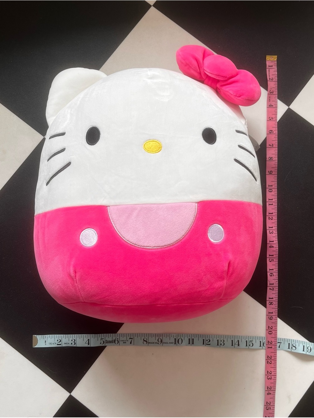 NWT! Squishmallows Hello Kitty Plush. Pink & White. 15”x19” - Picture 6 of 6